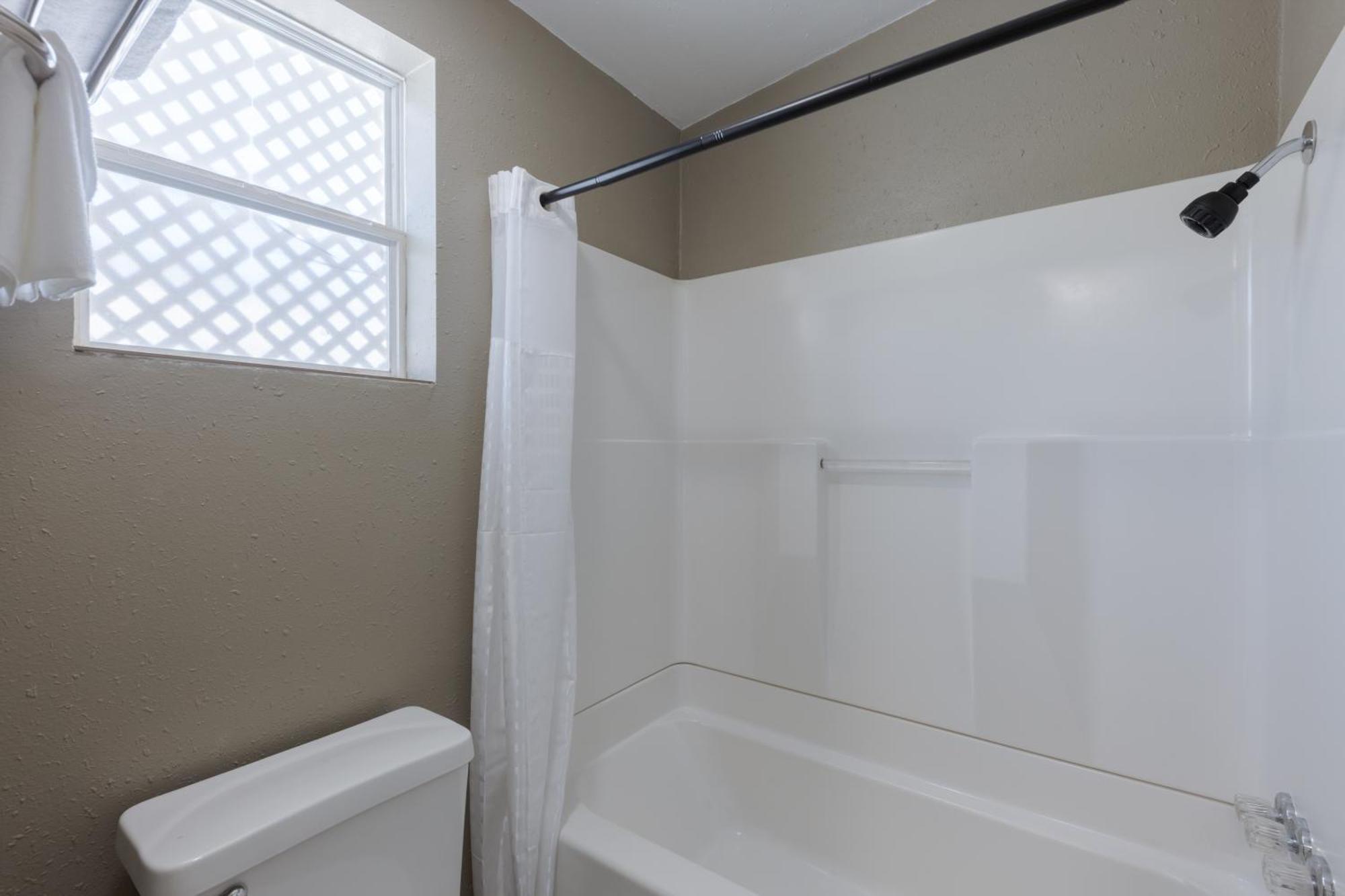 Ocean Inn & Suites Aberdeen Ngoại thất bức ảnh